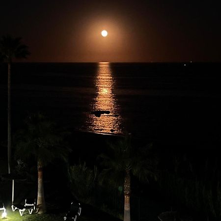 Exclusive Luxury Frontline Beach Penthouse Casares Del Mar - Estepona Zewnętrze zdjęcie