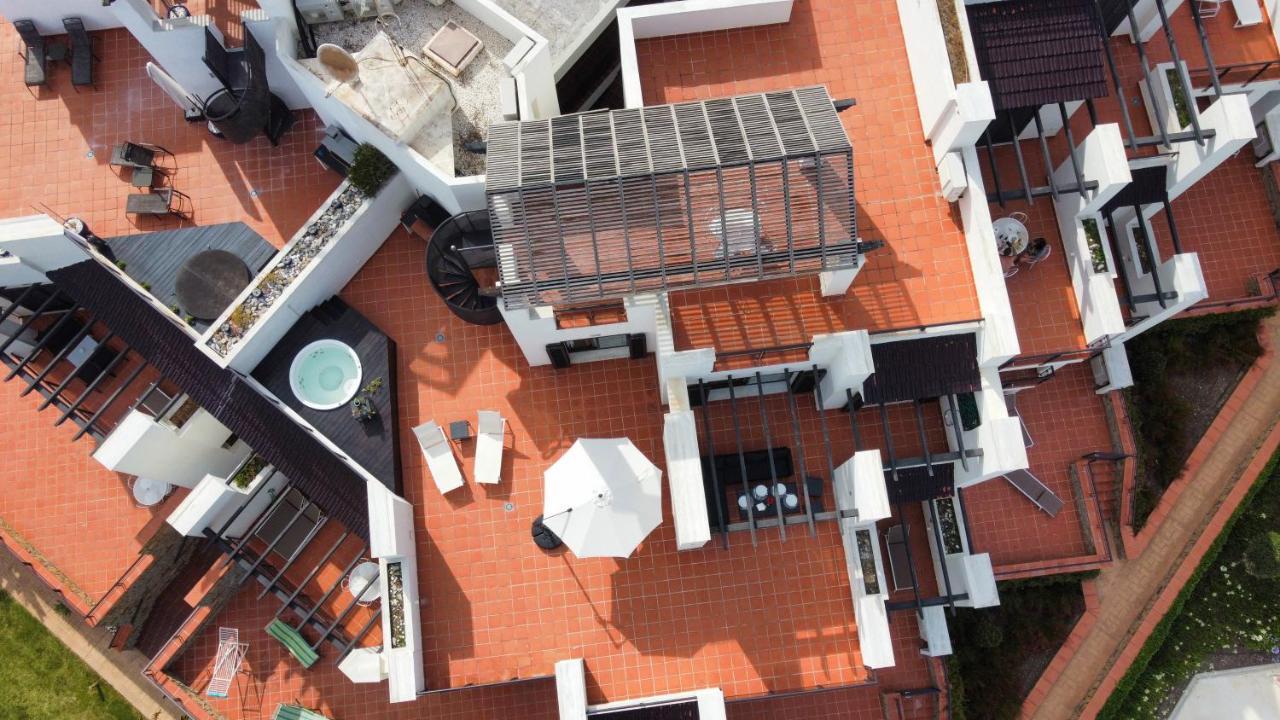 Exclusive Luxury Frontline Beach Penthouse Casares Del Mar - Estepona Zewnętrze zdjęcie