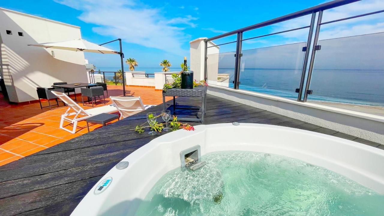 Exclusive Luxury Frontline Beach Penthouse Casares Del Mar - Estepona Zewnętrze zdjęcie